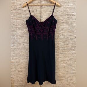 Jones New York Slip Dress Embroidered Black Purple Women’s Size 6